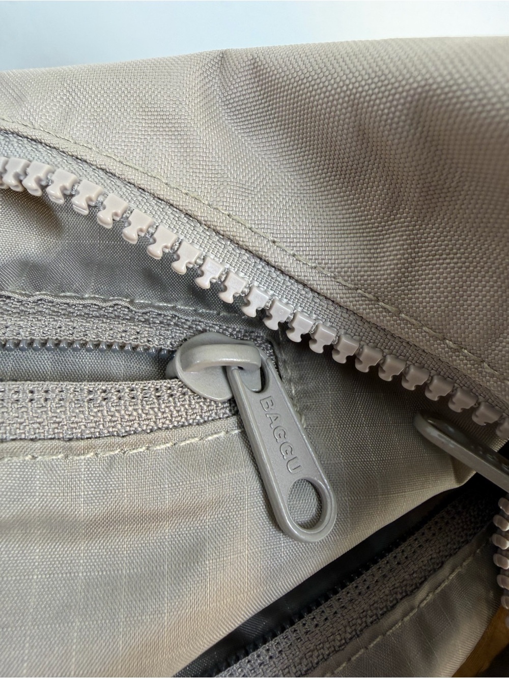 BAGGU Dove Medium Cresent Nylon Crossbody with Logo Strap - Picture 11 of 11
